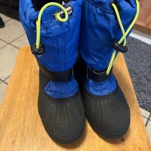 Columbia Kids Black and Blue Winter Boots